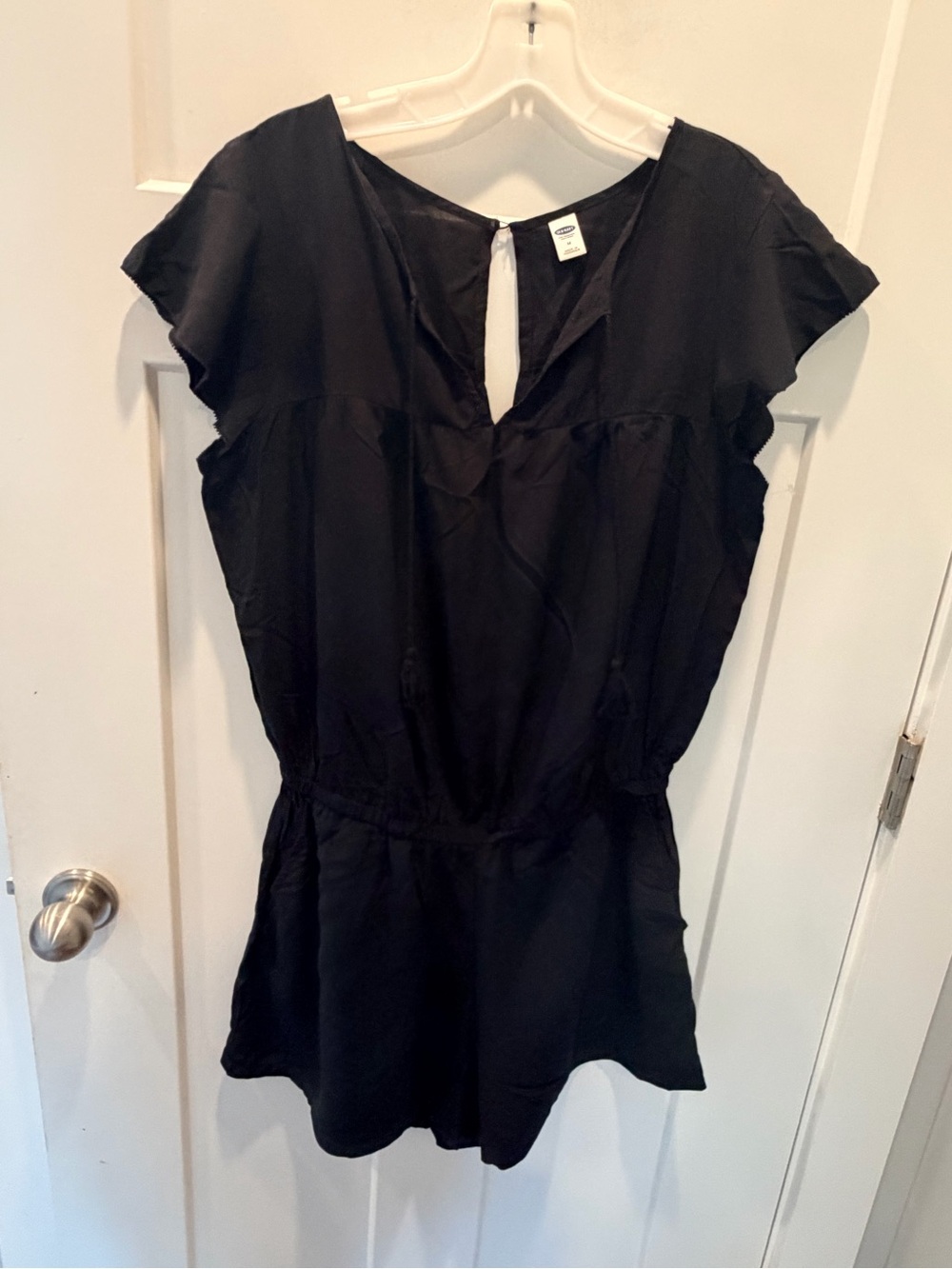Old Navy Black V-Neck Flutter Sleeve Rayon Romper Size M